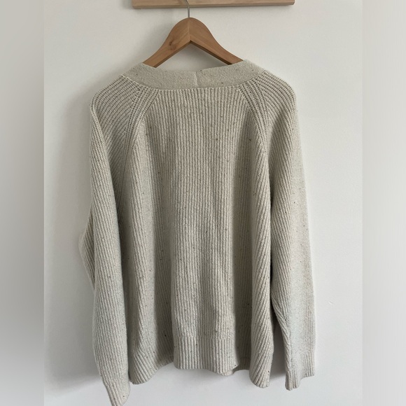 Old Navy Cream / Brown speckled button up Cardigan- size 3X - Picture 4 of 7